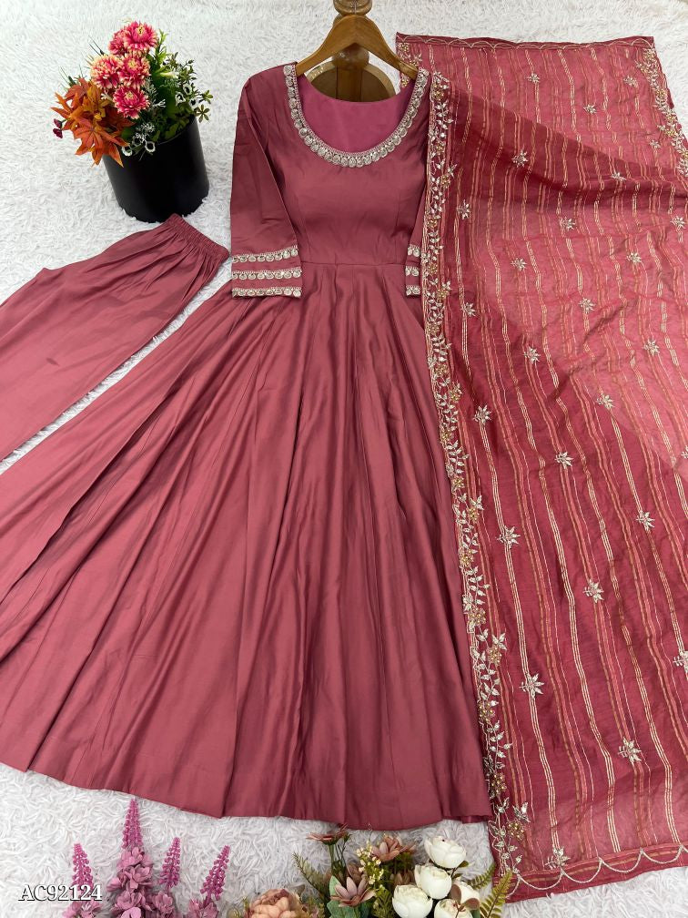 Elegant Mauve Anarkali with Golden Embroidered Dupatta